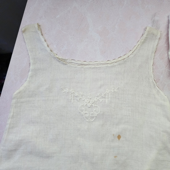 CASTER & CO x VINTAGE 40s delicately embroidered blouse / under‎ shirt size 1Y - Picture 10 of 10